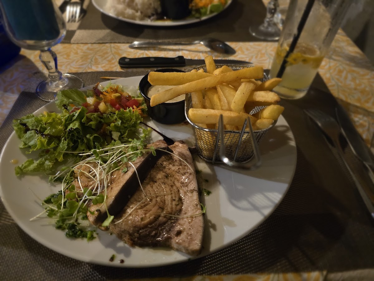 RESTAURANT LE CASUARINA Sous Les Filaos — ambiance